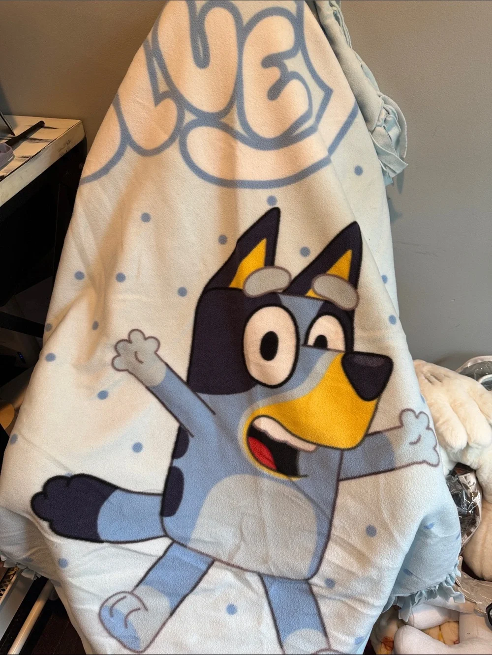 Preloved Bluey fleece no see blanket